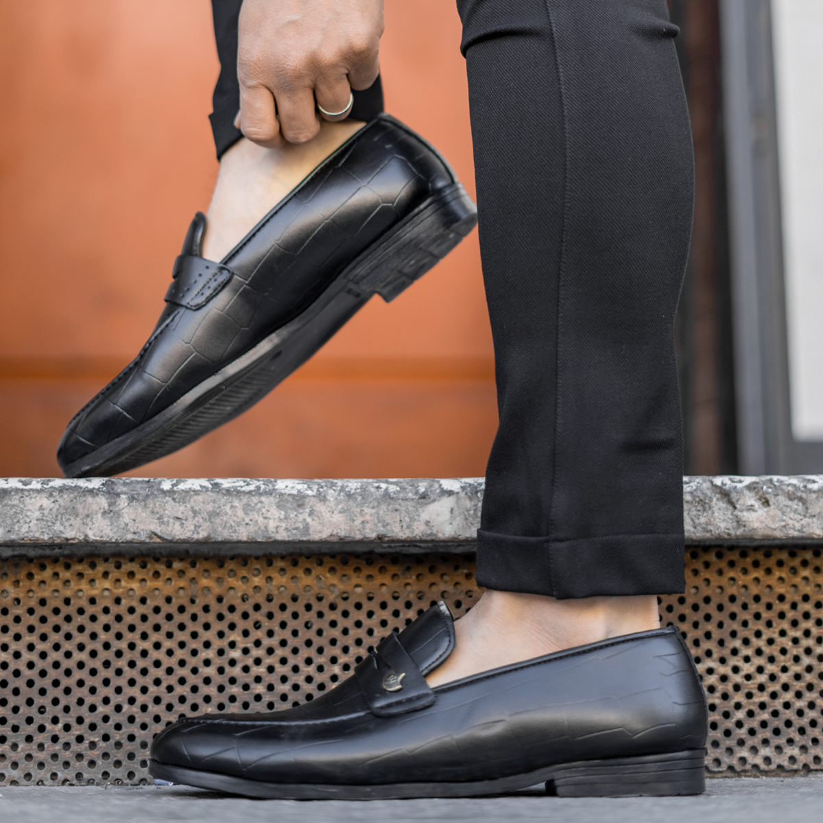 کالج مردانه مدل liam رنگ مشکی