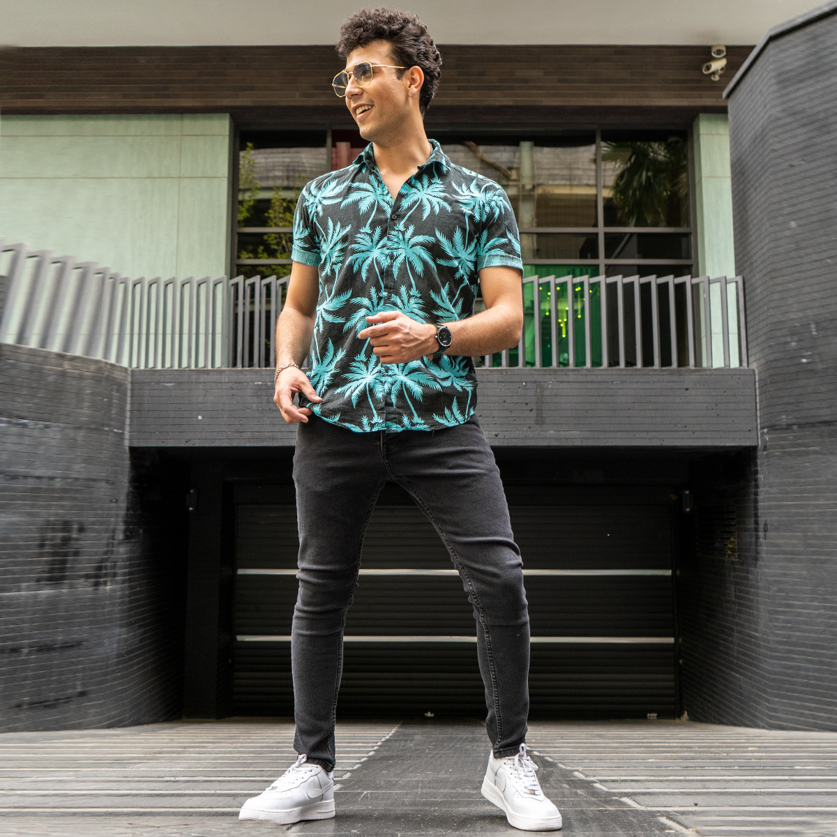 پيراهن هاوايي مردانه مشكي سبز مدل Riofer