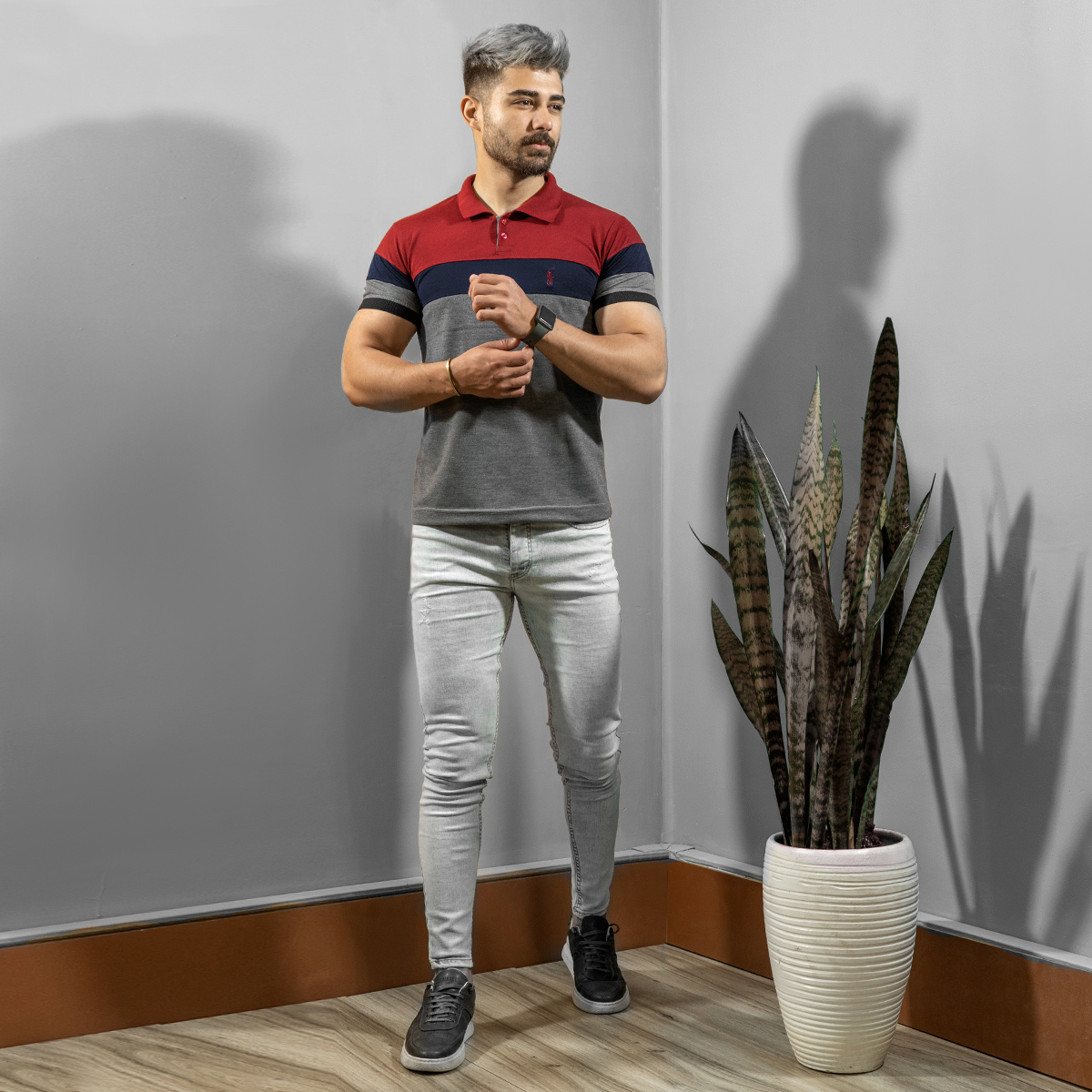 تيشرت مردانه رنگ طوسي زرشكي مدل chian