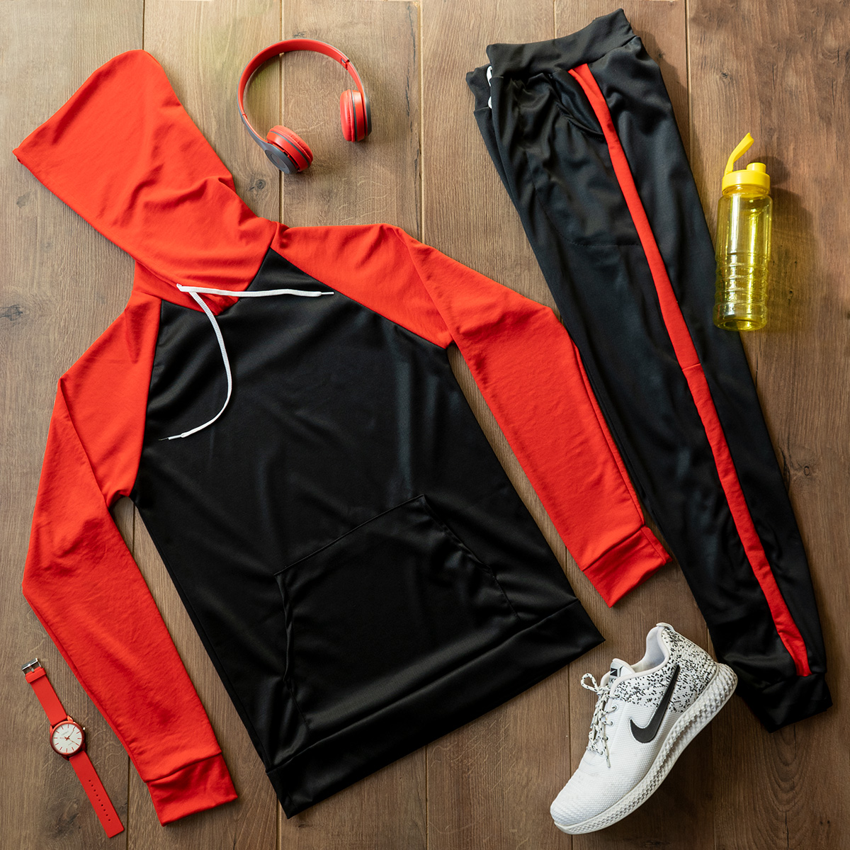 ست هودی شلوار مشکی قرمز مردانه مدلLemo