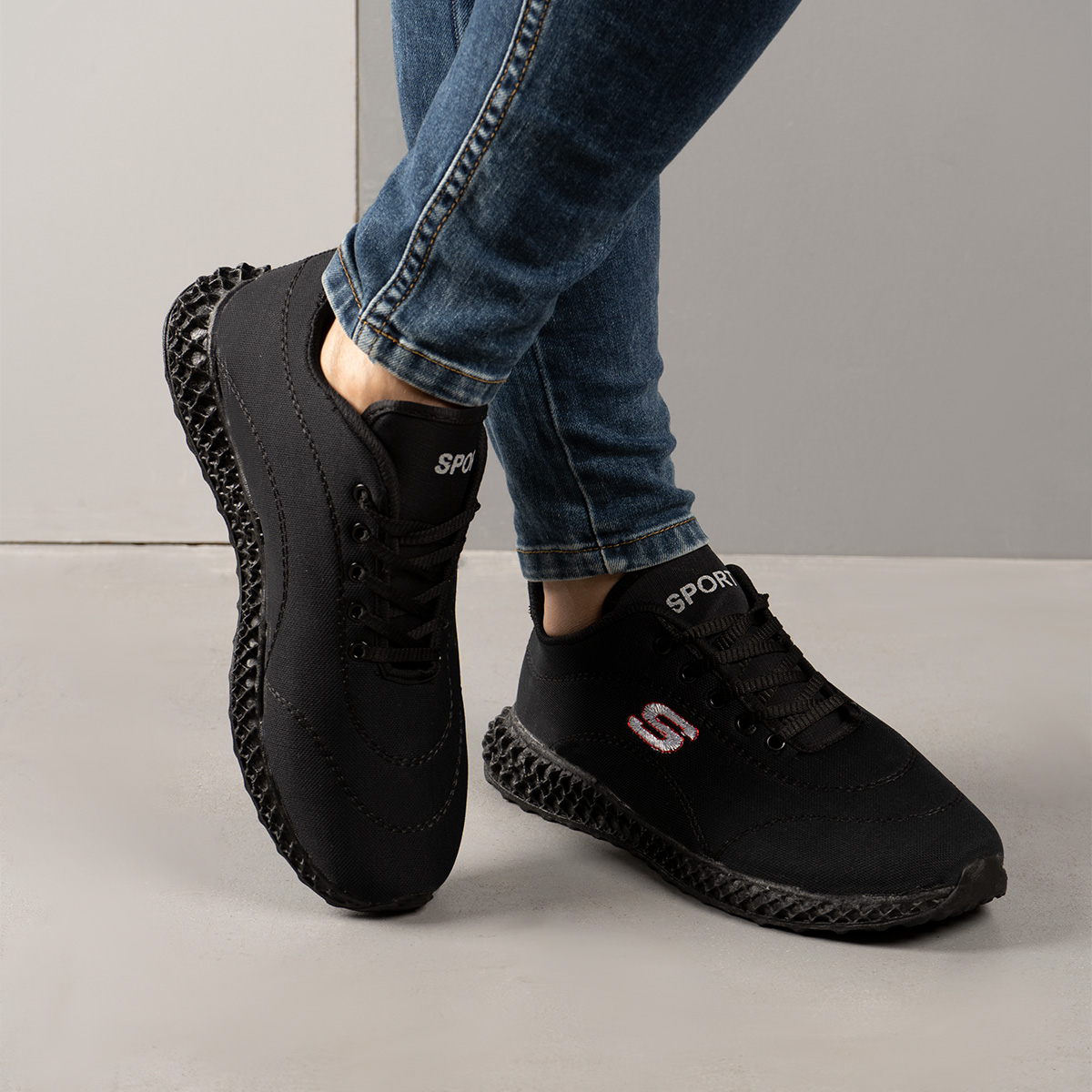 کفش ورزشی اسکیچرز مشکی (T) مدلy750