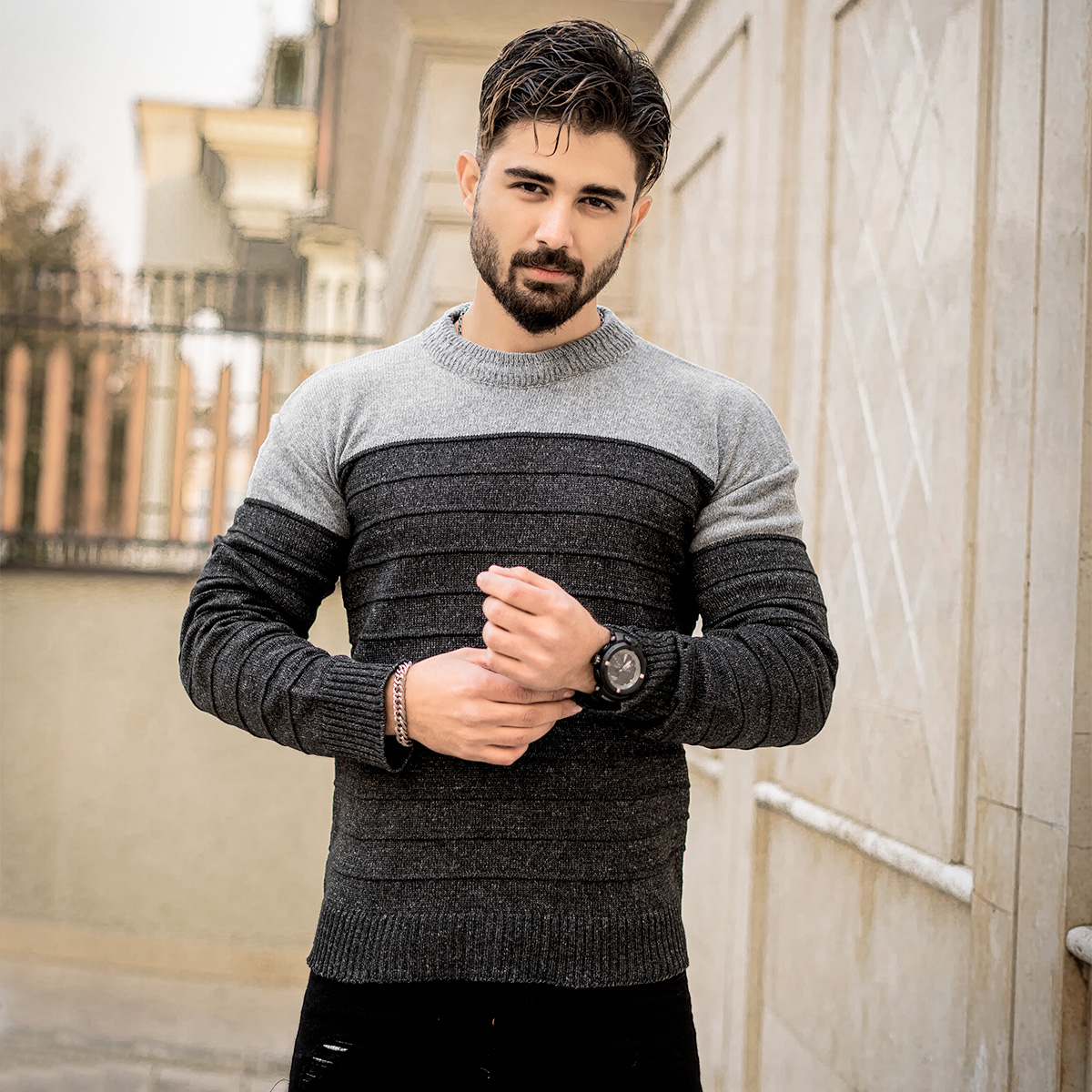 پلیور راه راه طوسی ذغالی مردانه مدلloman