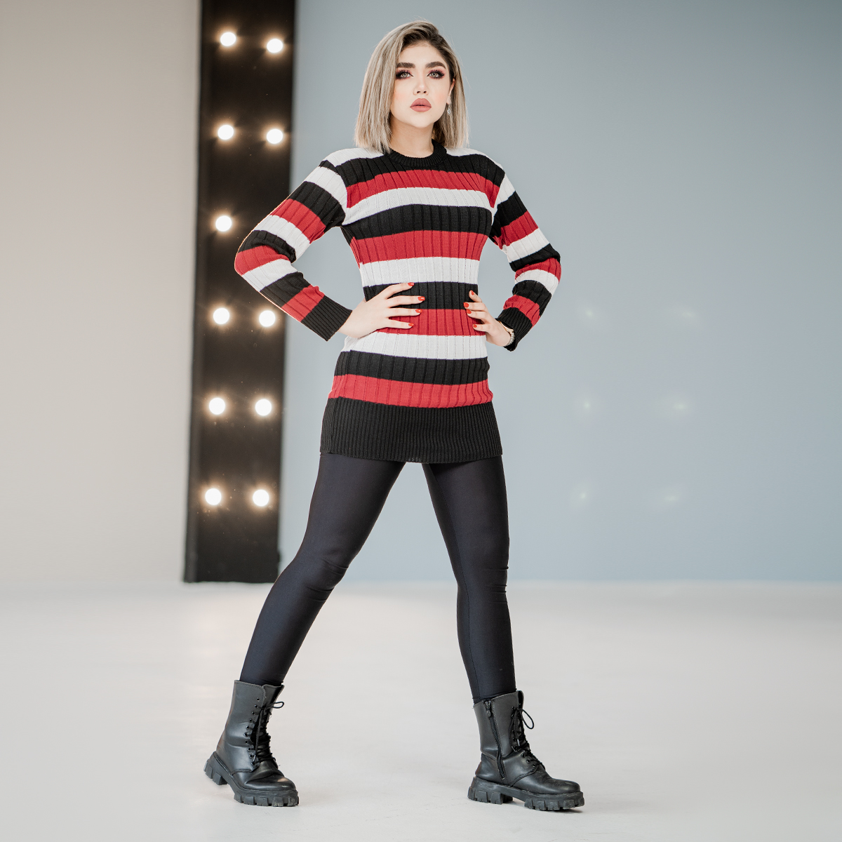 تونیک بافت زنانه راه راه قرمزمشکی مدل kareno