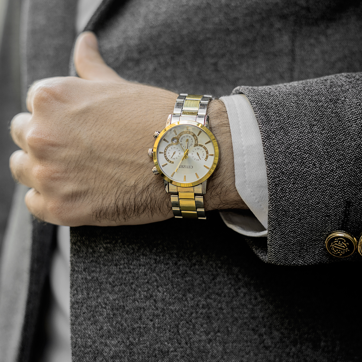 ساعت Citizen طلایی مدل EL30