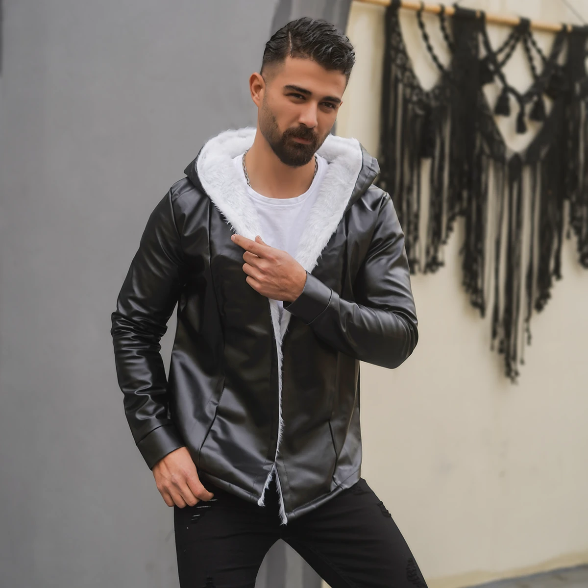 شنل چرم مردانه مدل Rozbeh