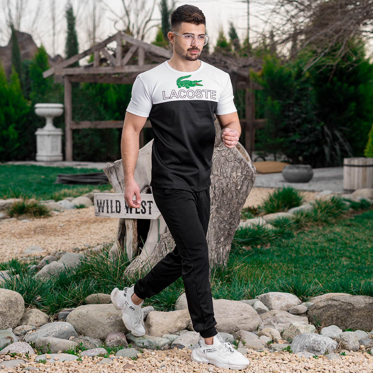 ست تیشرت شلوار مردانه سفید مشکی مدل Lacoste