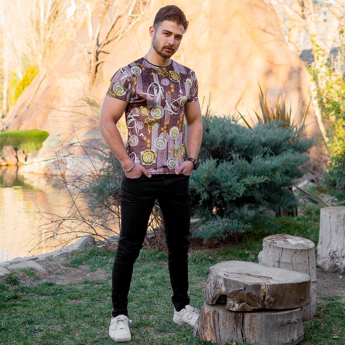 تیشرت مخمل طرحدار مردانه مدل versace