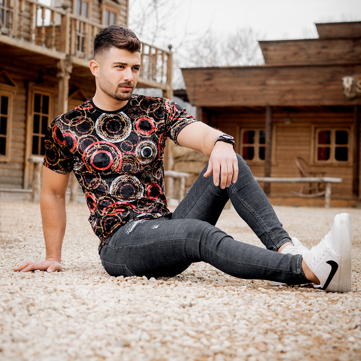 تیشرت مخمل طرح دایره مردانه مدل kania