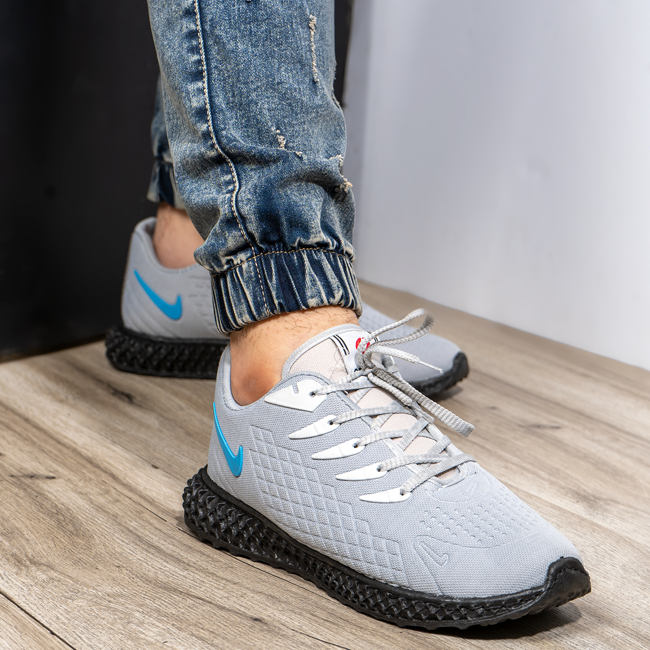 کفش ورزشی نایک (t) مردانه طوسی مدلgarin