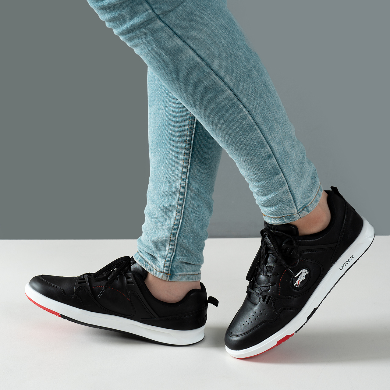 کفش تخت مردانه مشکی Lacoste مدل G92