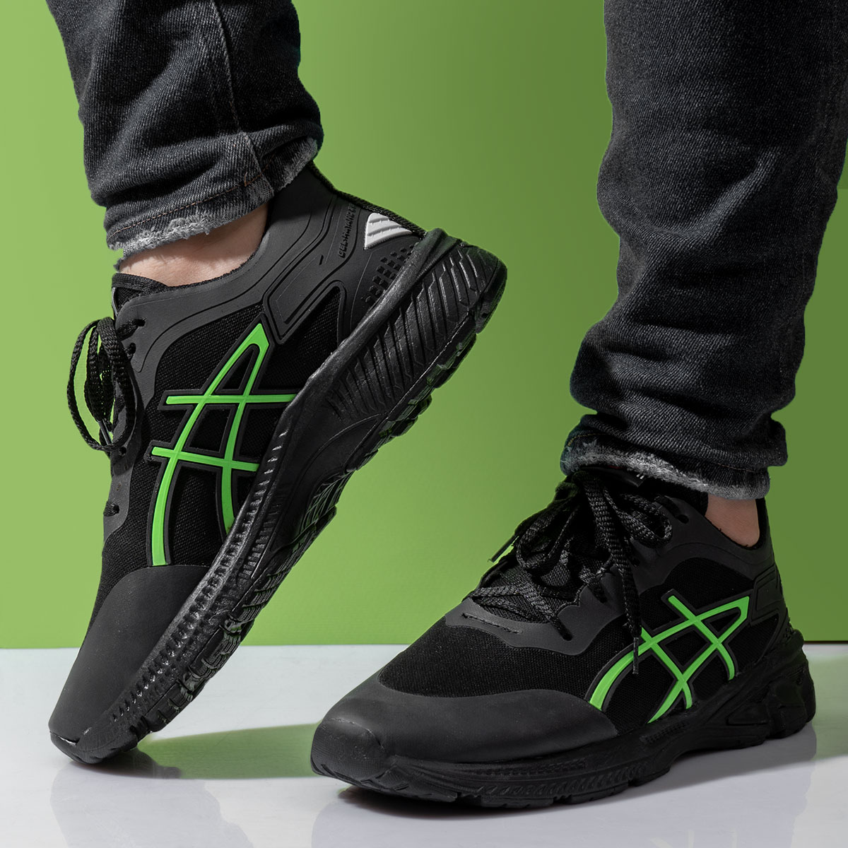 کفش ورزشی مشکی سبز زیره مشکی مردانه مدل Rail