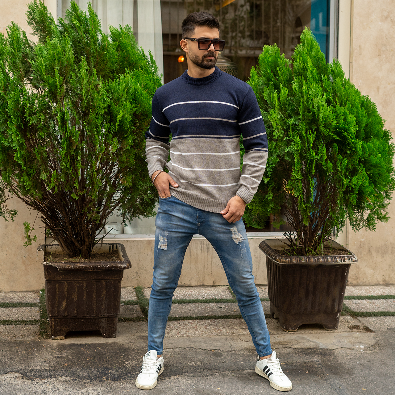 پلیور راه راه طوسی سرمه ای مردانه مدل W852