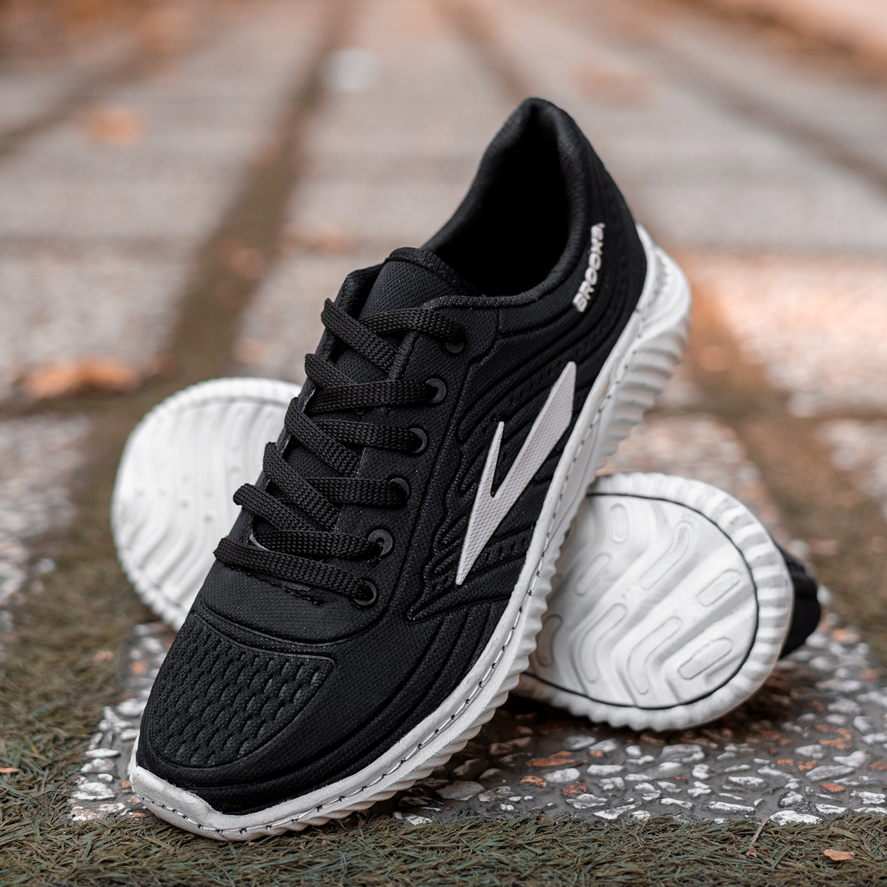 کفش ورزشی(T) مردانه مشکی سفید مدل A12