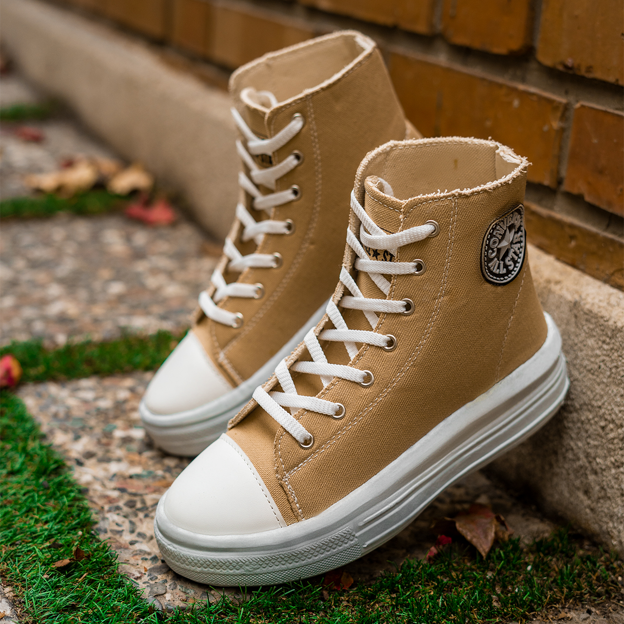 کفش ورزشی ساقدار کرم All Star زنانه مدل Vensa