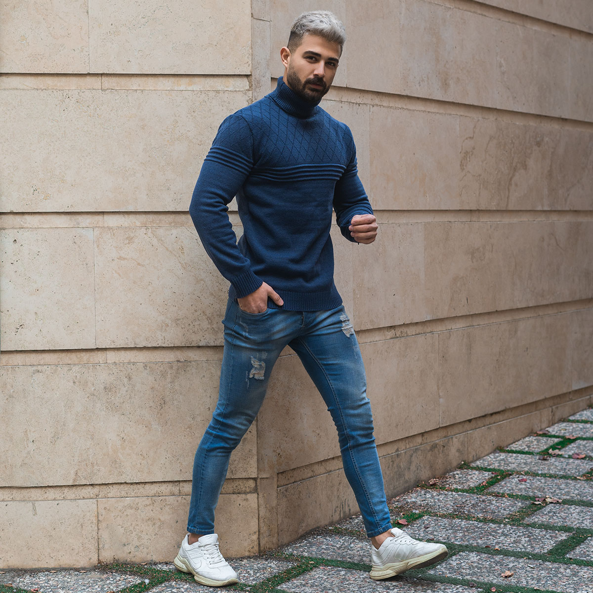 پلیور مردانه آبی طرح لوزی یقه اسکی مدل Havash