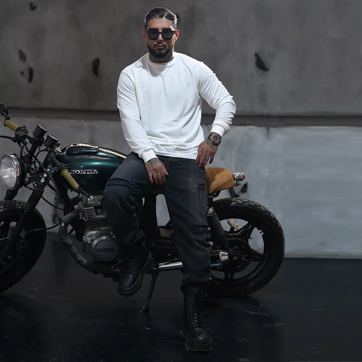 تیشرت آستین بلند سفید مدل Walii