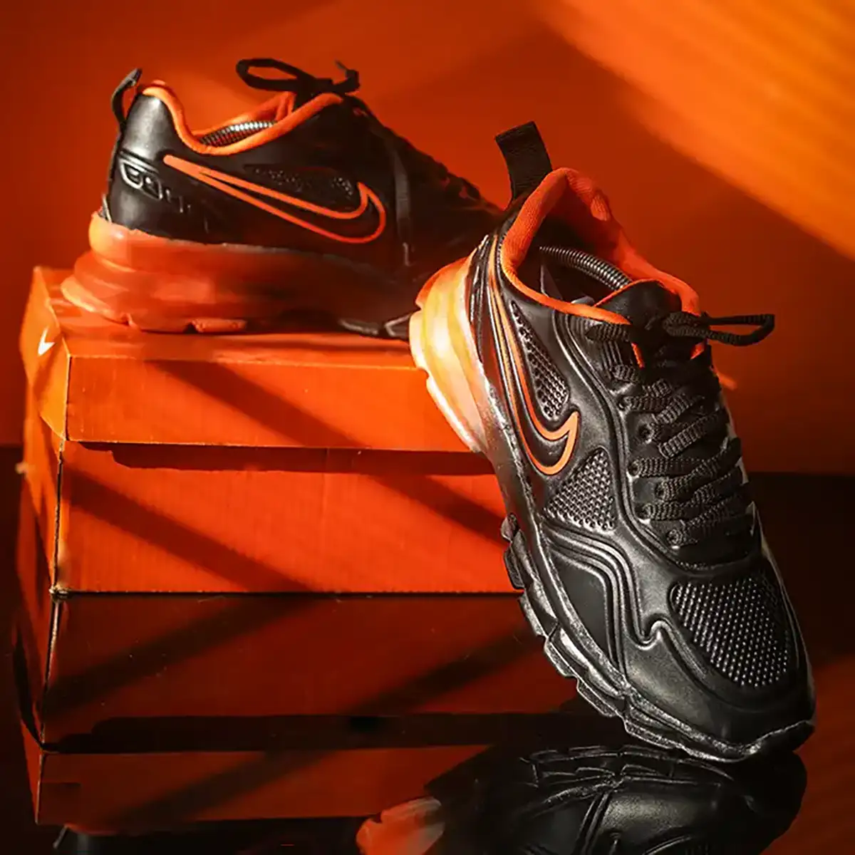 کفش ورزشی مردانه مشکی نارنجی مدل Arona