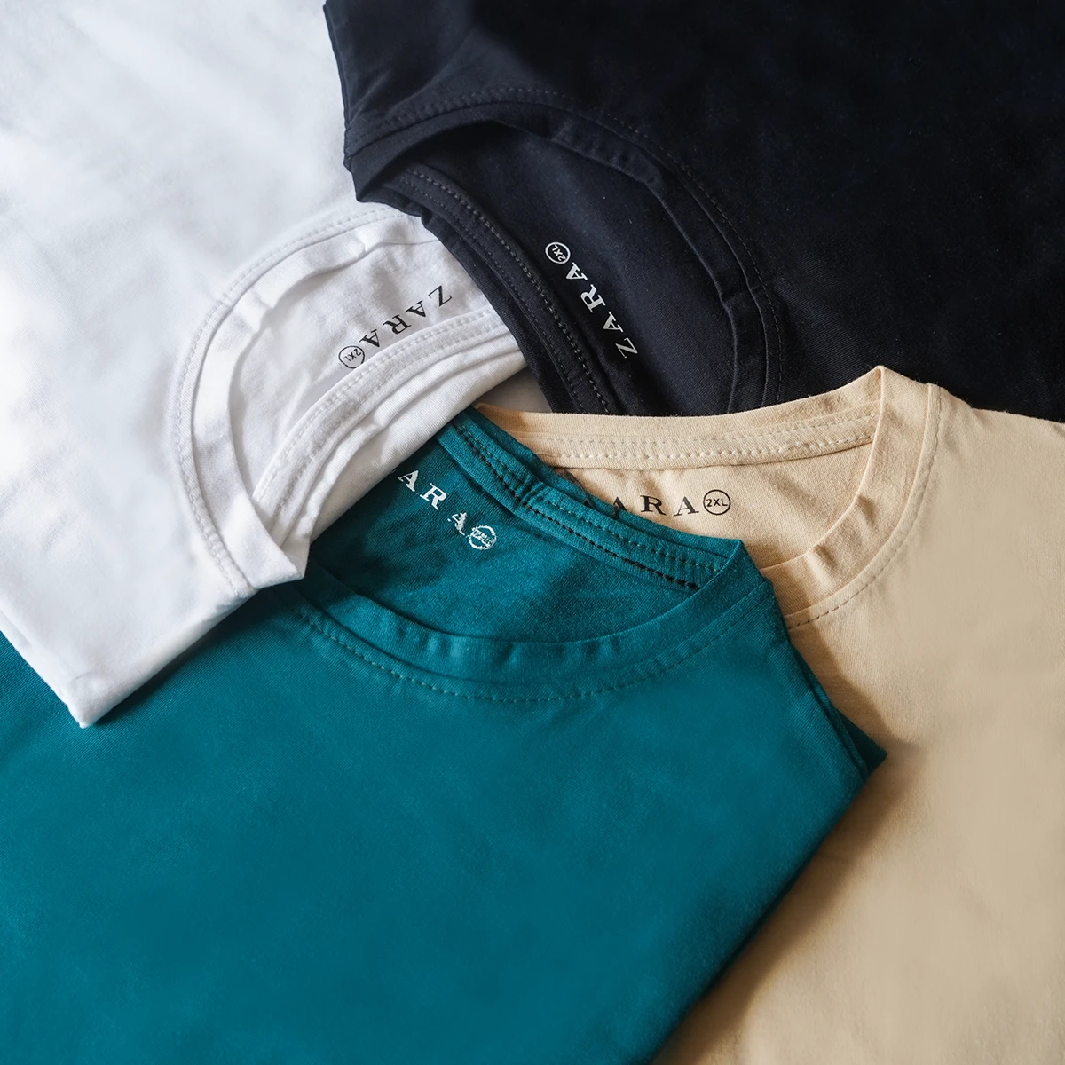 تیشرت ساده سفید مردانه مدل Vala