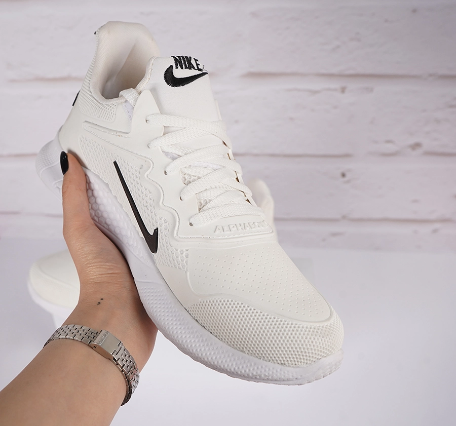 کفش ورزشی نایک مردانه سفید مشکی مدل Alpha