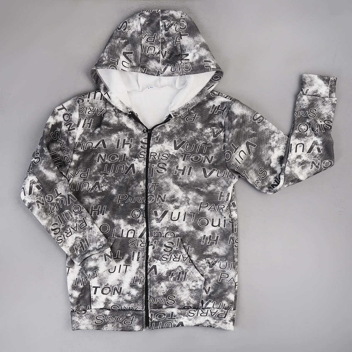 سوییشرت طرحدار مردانه طوسی مدل Roham