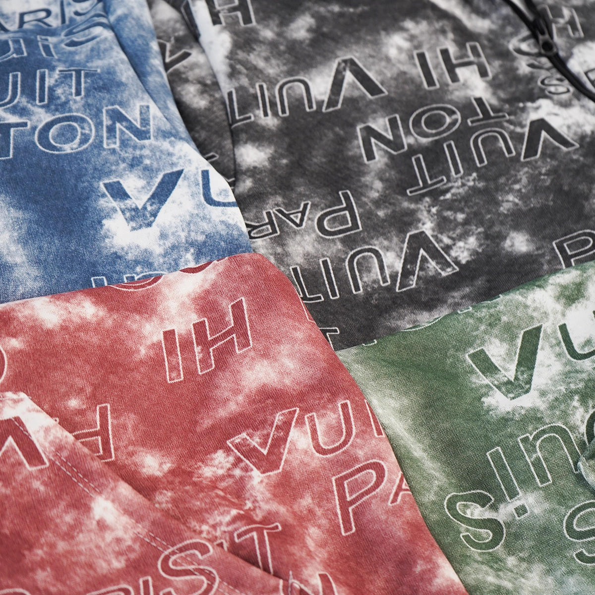 سوییشرت طرحدار مردانه آبی مدل Roham