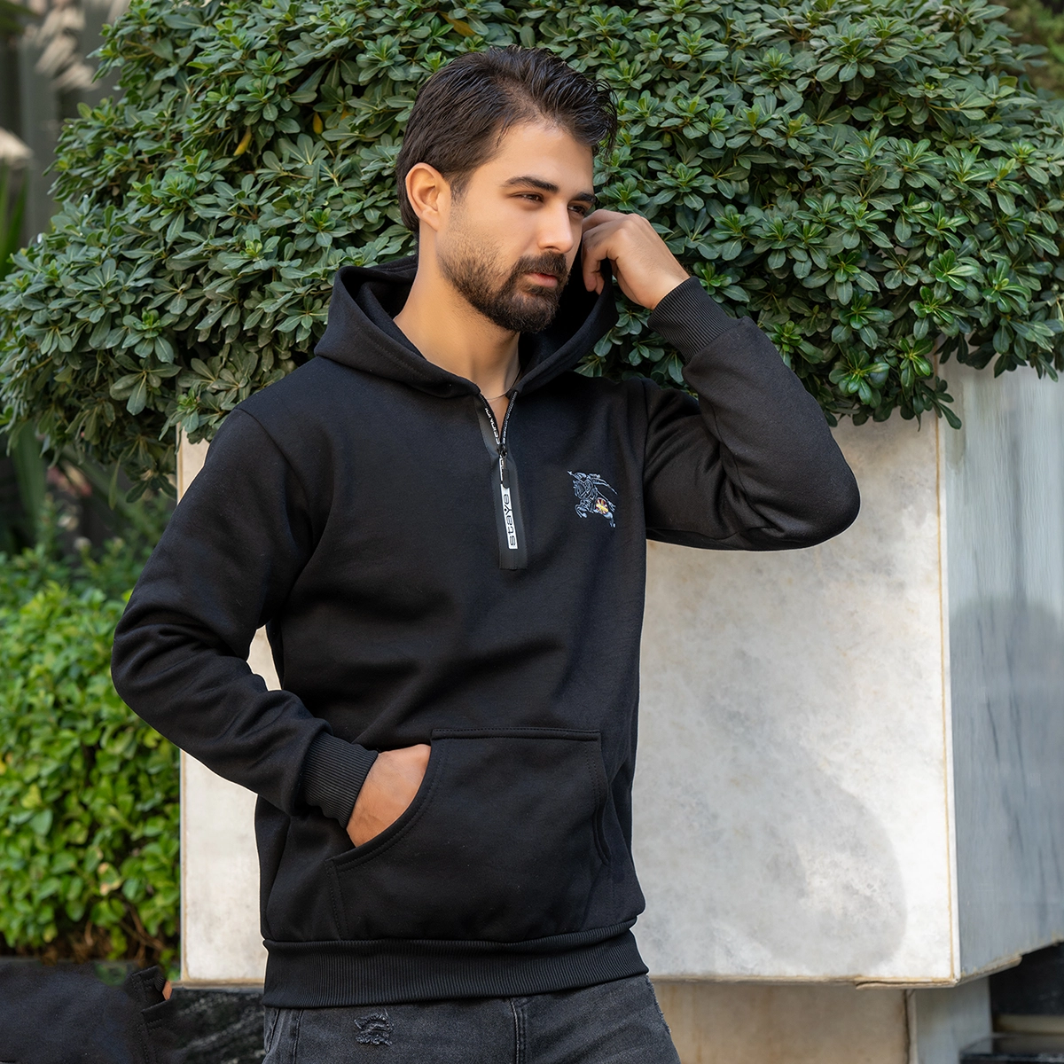 هودی مردانه مشکی مدل Vahid