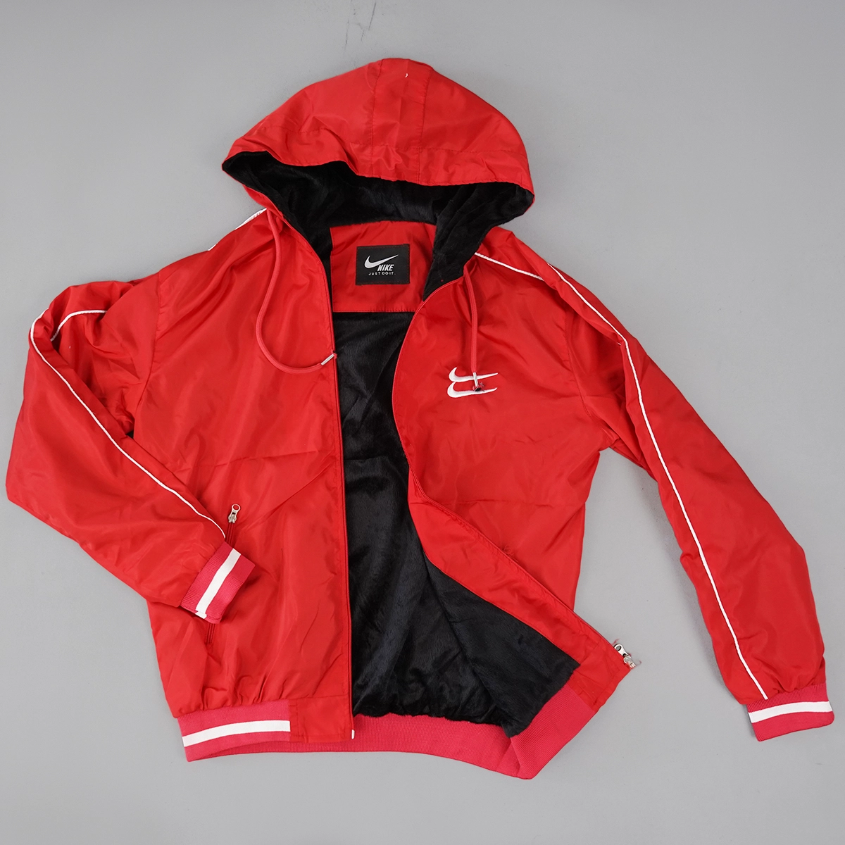 کاپشن دو نایک قرمز مردانه مدل Sina