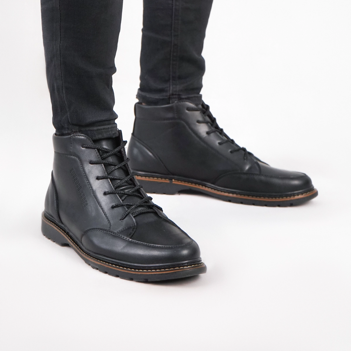 نیم بوت مردانه مشکی مدل Korush