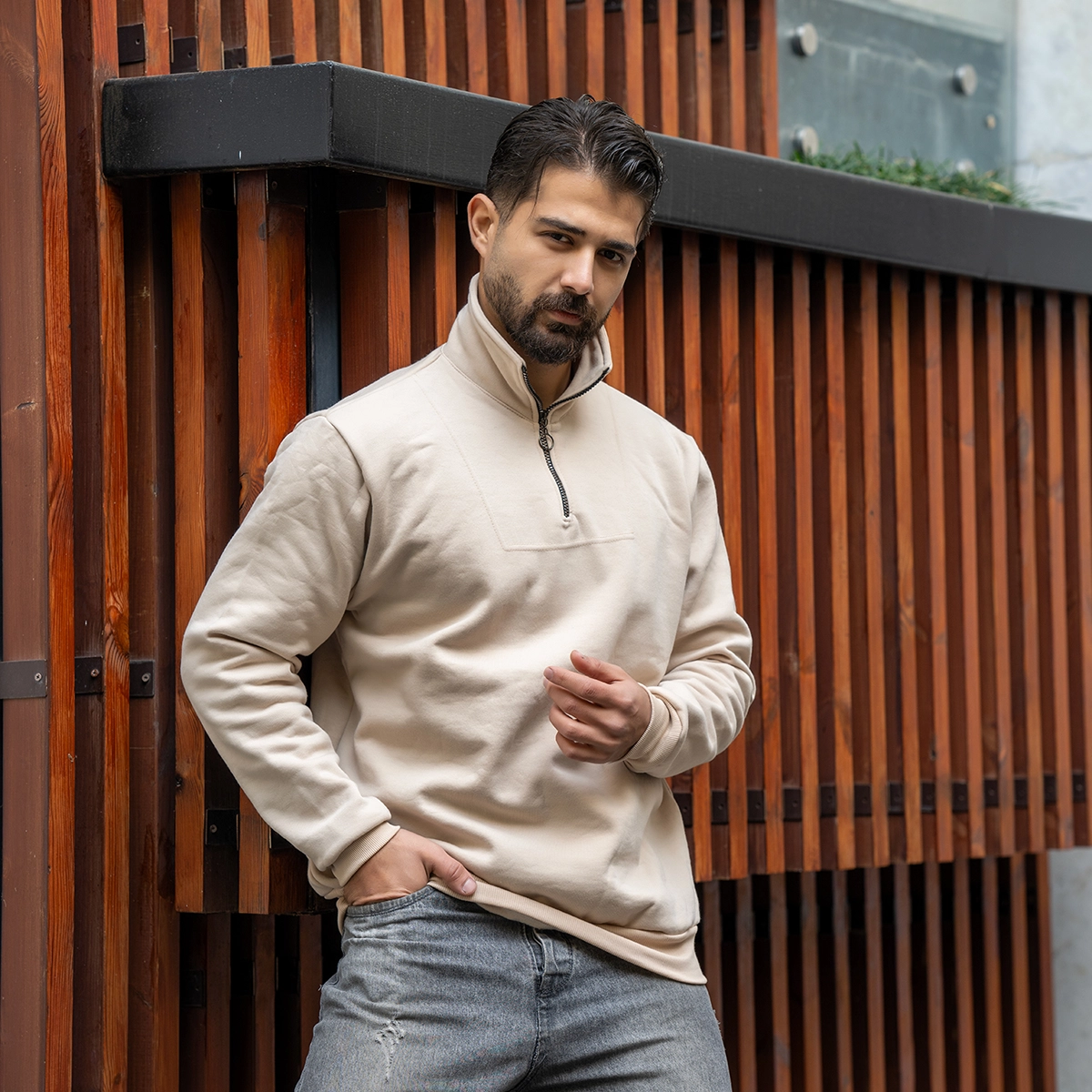 هودی نیم زیپ مردانه کرم مدل Shobin