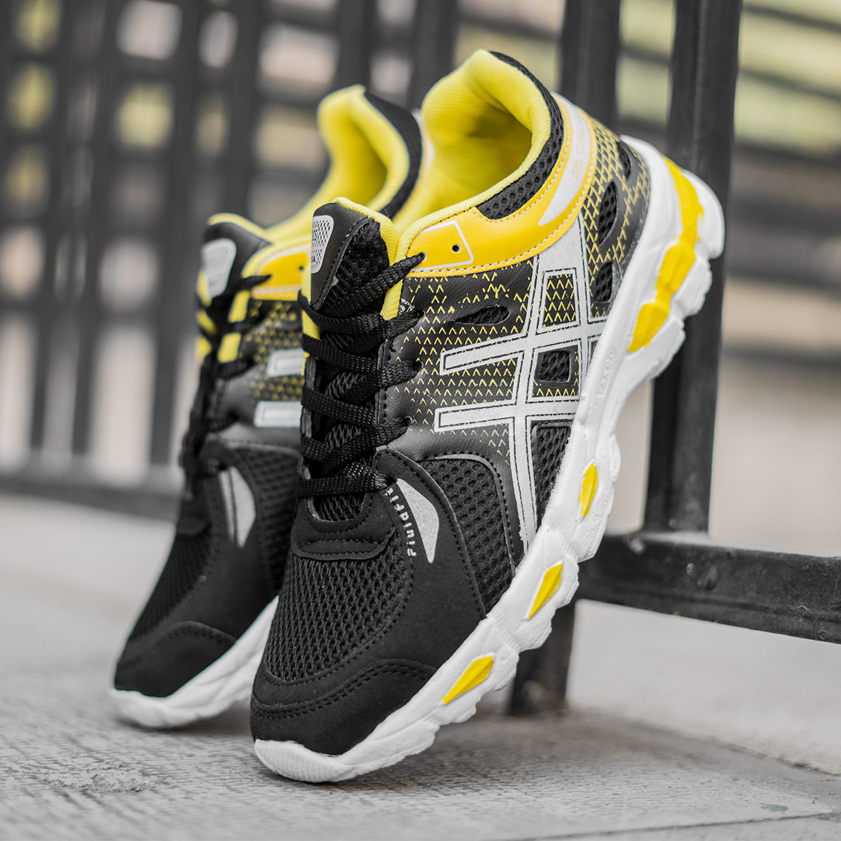 کفش ورزشی Asics مردانه مدل ILNA