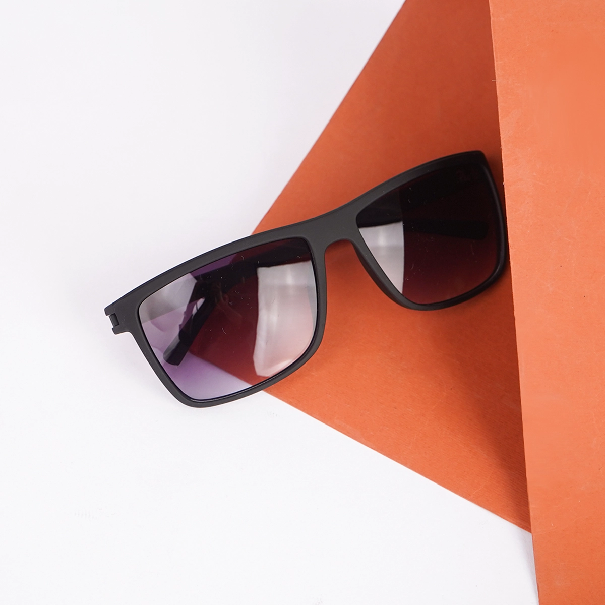 عینک آفتابی شیشه بنفش مدل W90